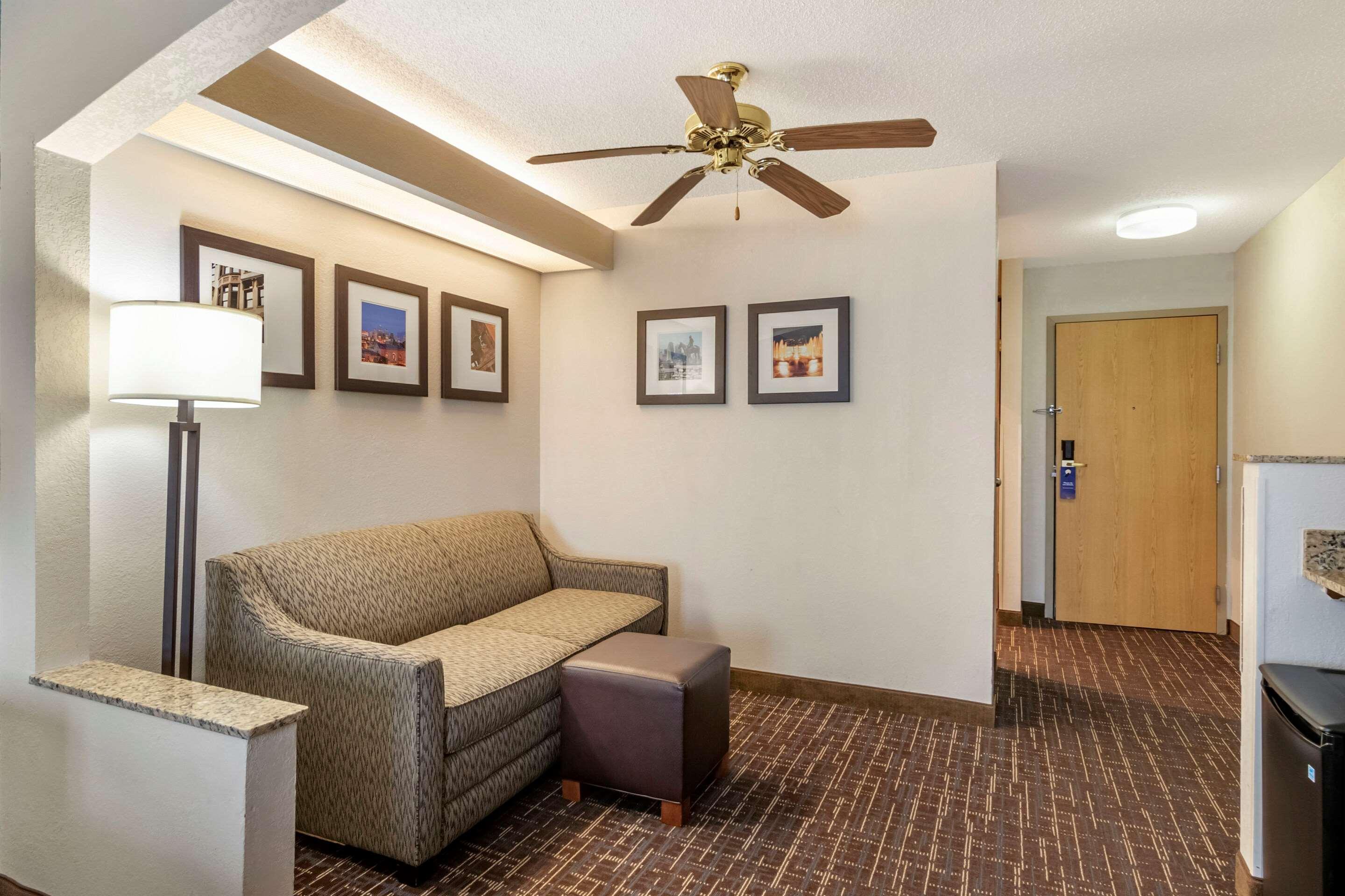 Comfort Inn & Suites Lees Summit - Kansas City Lee's Summit Exterior photo